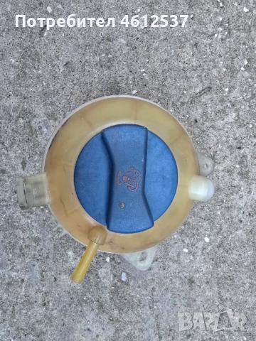 Казанче антифриз Фолксваген Голф 4 , снимка 2 - Части - 51953976