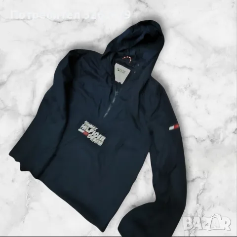 Tommy Hilfiger оригинална ветровка размер м , снимка 3 - Спортни дрехи, екипи - 56009475