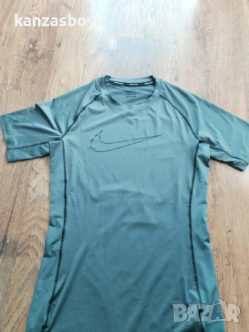  Nike Pro Dri-FIT Men s Tight Fit Short-Sleeve Top - мъжка тениска р- р М, снимка 8 - Тениски - 54242415