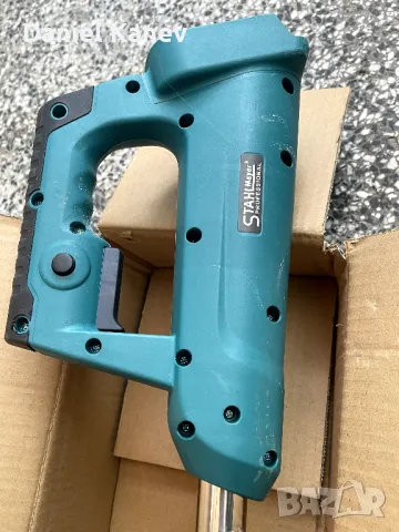 Немски Акумулаторен Тример Stahl Mayer за Трева с Два Броя Батерия и Зарядно, снимка 2 - Други инструменти - 50378037