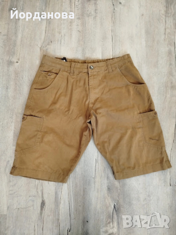 Къси панталони размер L