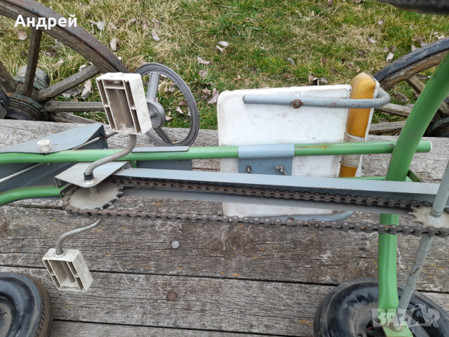 Стара Детска кола с педали, снимка 7 - Антикварни и старинни предмети - 44657861