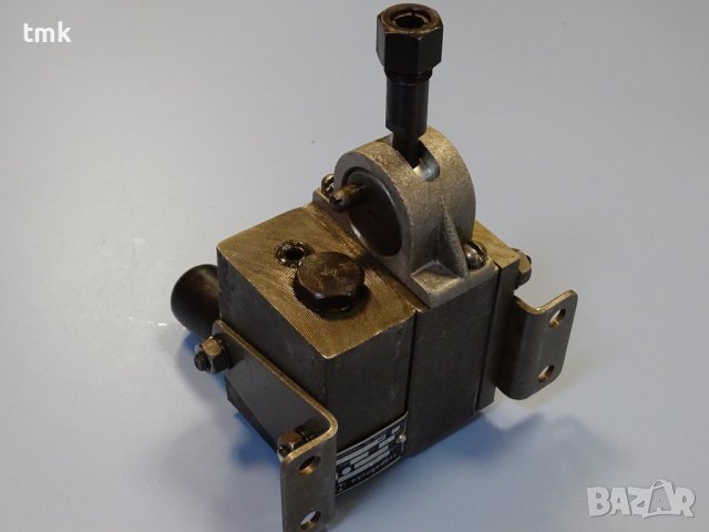 Хидравличен разпределител "Хидравлика" 348P, 348-РК, 7-18MPa, 1-секция с клапан, снимка 4 - Резервни части за машини - 42222323