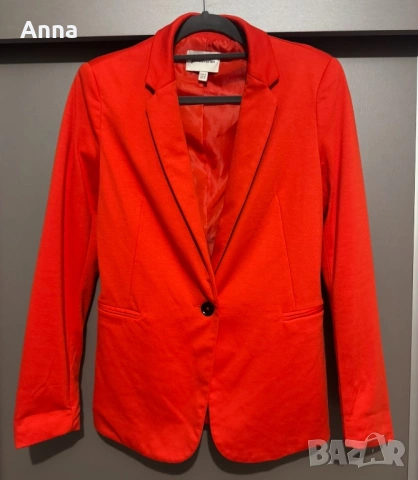 👠 👉 Продавам елегантно дамско сако в отлично състояние. Носено е няколко пъти. Размер M