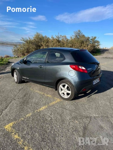 Mazda 2 1.4 дизел, снимка 3 - Автомобили и джипове - 52542012