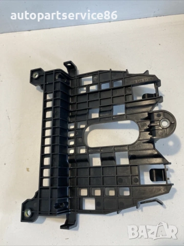 Държач за кутия с предпазители за Mercedes B Class W245 B170 (2008) 1695453740 