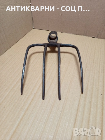 Соц Стара Кована Масивна Вила За Сено. Номер 579., снимка 6 - Антикварни и старинни предмети - 53168651