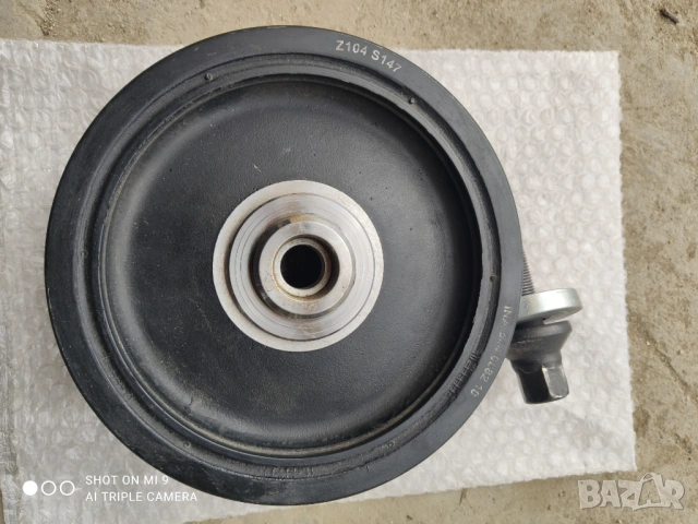 Демферна шайба. За БМВ х3  ...2 д   150 цц150цц, снимка 3 - Автомобили и джипове - 54168622