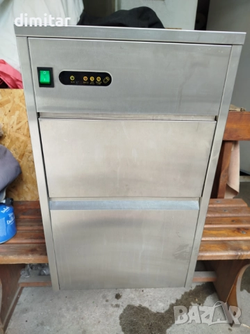 Професионален ледогенератор SARO EM 26