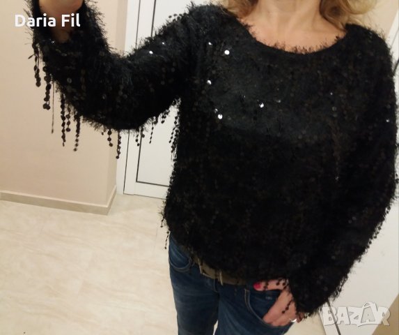 Черна "рошава" и много мекичка блуза - цялата в черни висящи пайети , снимка 3 - Блузи с дълъг ръкав и пуловери - 31182605