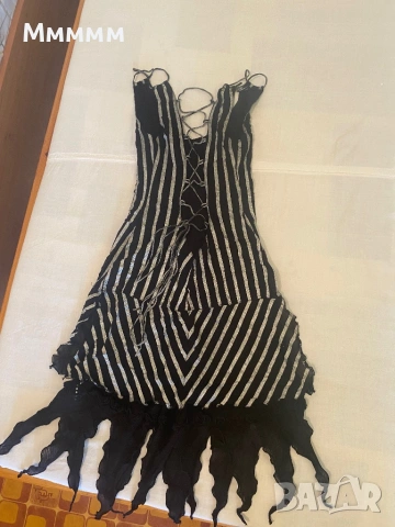 Рокля XS, снимка 4 - Рокли - 54186753