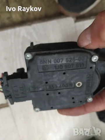 Моторче Клапи Парно за Голф 4 , 1J0 907 511, снимка 3 - Части - 50242988