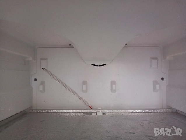 Малък хладилник фреш зона Liebherr с 2 години гаранция!, снимка 9 - Хладилници - 52788957