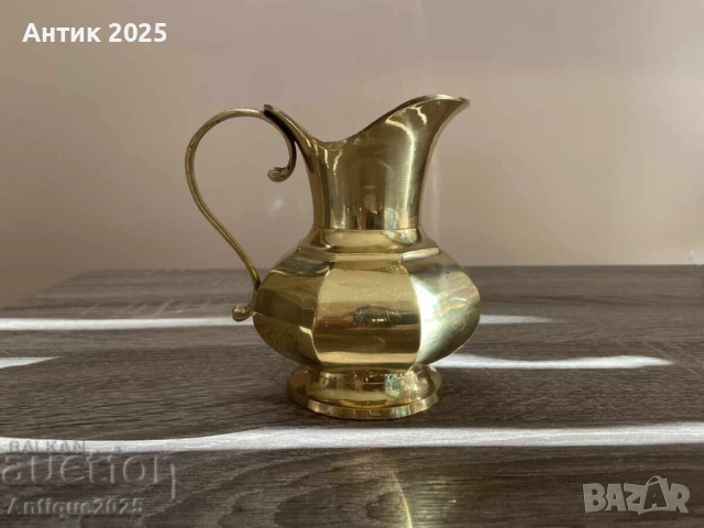 Винтидж месингов съд