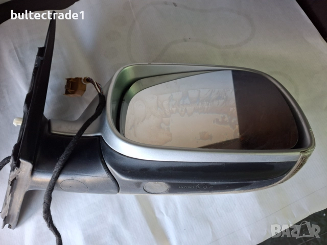 Огледало за Volkswagen Touareg, снимка 2 - Части - 51665473