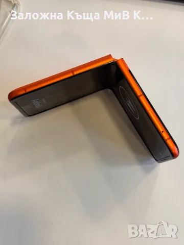 moto razr 50 8+4/256gb  02902-26, снимка 3 - Motorola - 55770339