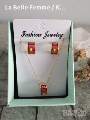 Дамски комплекти от медицинска стомана 316L със златисто PVD покритие, снимка 3 - Бижутерийни комплекти - 37269191