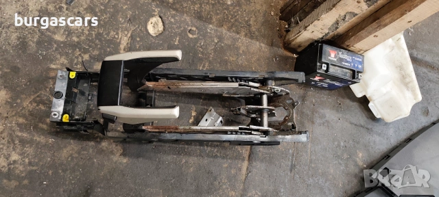 Механизъм ръчна спирачка Opel Zafira B 1.7CDTI