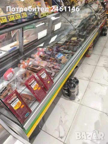Хладилна витрина, снимка 1