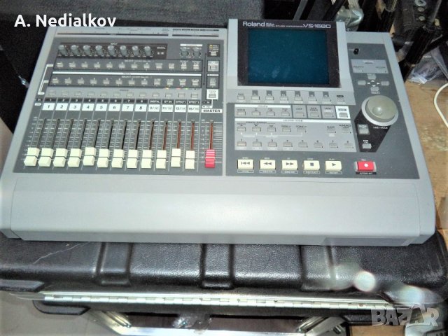 Roland VS 1680 workstation, снимка 4 - Синтезатори - 29103471