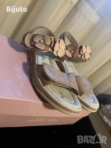 32 номер сандали, снимка 2 - Детски сандали и чехли - 40522928