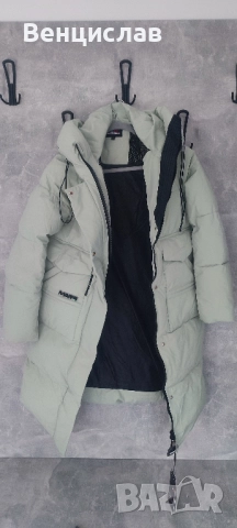 Дебело зимно дамско яке с качулка