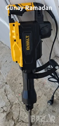Dewalt 1800w къртач работи, снимка 3 - Къртачи - 56241569