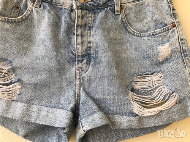Нови дънкови панталонки H&M by Divided , снимка 3 - Къси панталони и бермуди - 29571614