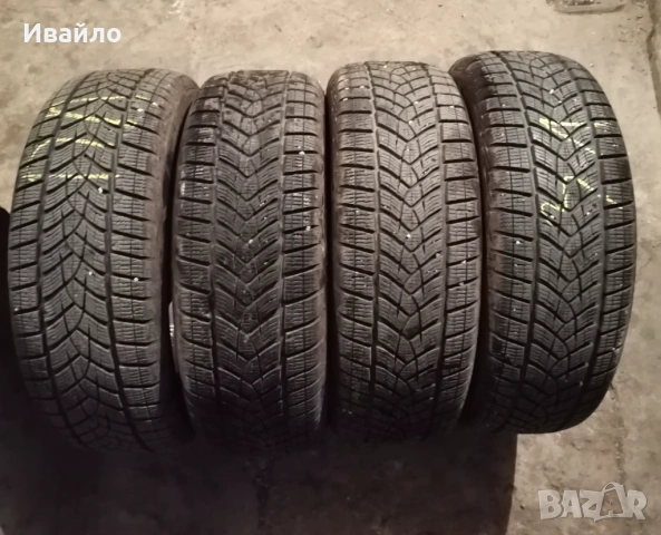 Продавам 4 броя Зимни гуми 215.60.17 на 1 сезон дот 2019 Goodyear 