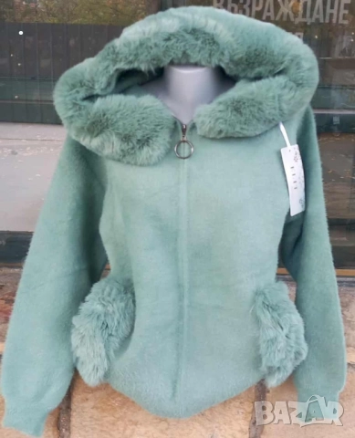 Кашмирени жилетки, снимка 8 - Жилетки - 48365184