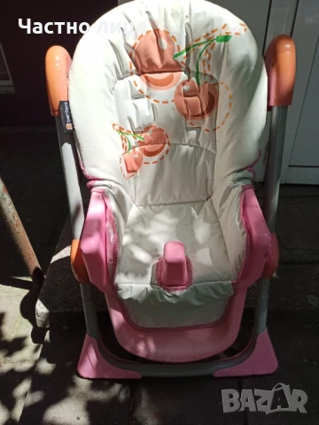 Продавам детско столче за хранене