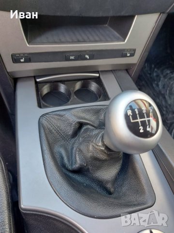 Cupholder BMW E60/E61 Pre-facelift - Поставка за чаши за БМВ E60/E61 преди фейслифта, снимка 2 - Аксесоари и консумативи - 37380025