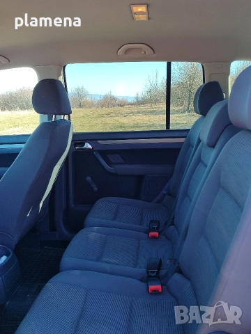Vw Touran 1.9 Tdi , снимка 8 - Автомобили и джипове - 49414629