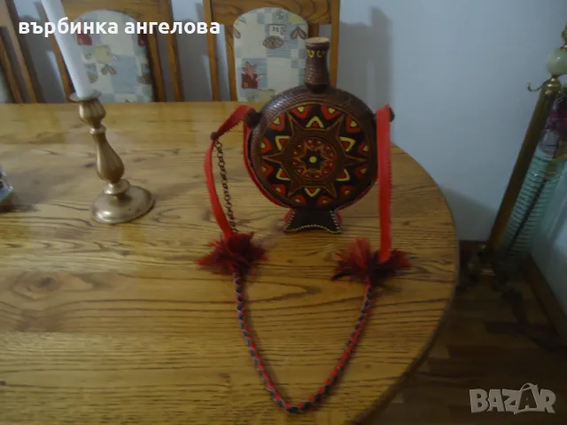 Бъклица, дървена,ръчно рисувана, шарки с пирограф