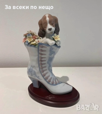 Lladro Spain  “Dog in Boot with Flowers” Код P1763, снимка 3 - Декорация за дома - 52981388