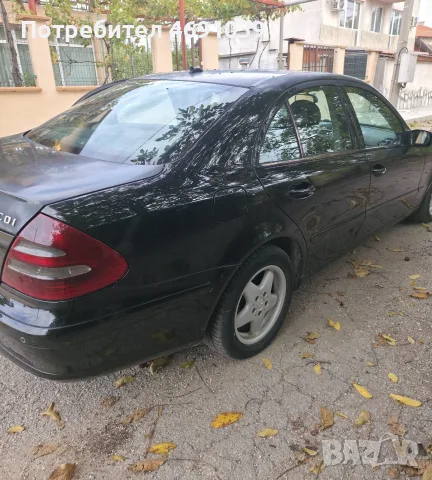 Продавам Мерцедес E 220, снимка 3 - Автомобили и джипове - 56541528