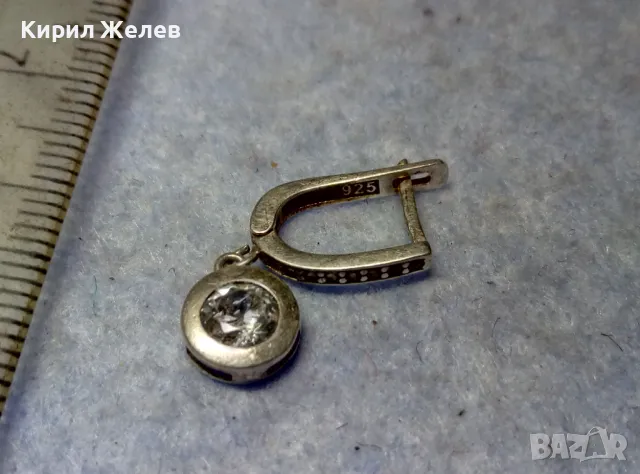 ШАРМАНТНА АНГЛИЙСКА СКЪПОЦЕННА ОБЕЦА СРЕБРО 925 с ПРЕКРАСЕН ЮВЕЛИРНО ФАСЕТИРАН ИСКРЯЩ ЦИРКОН 27414, снимка 6 - Обеци - 49704368