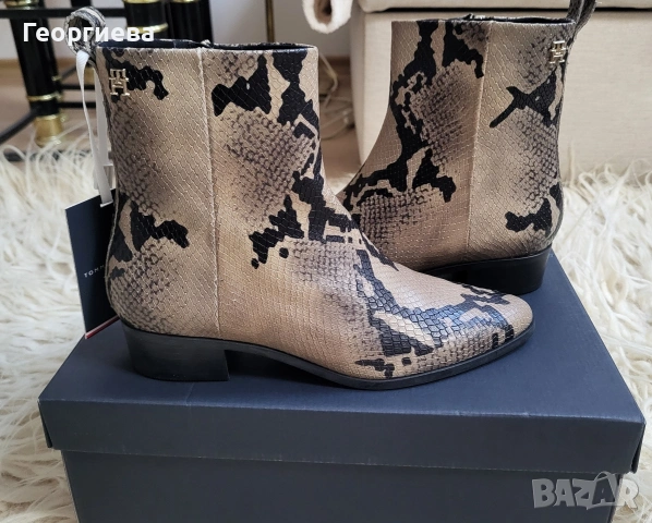 Нови дамски боти - TOMMY HILFIGER 