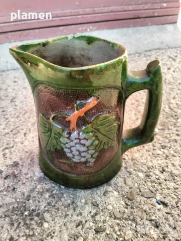 Релефна троянска керамична кана, снимка 4 - Антикварни и старинни предмети - 47384366