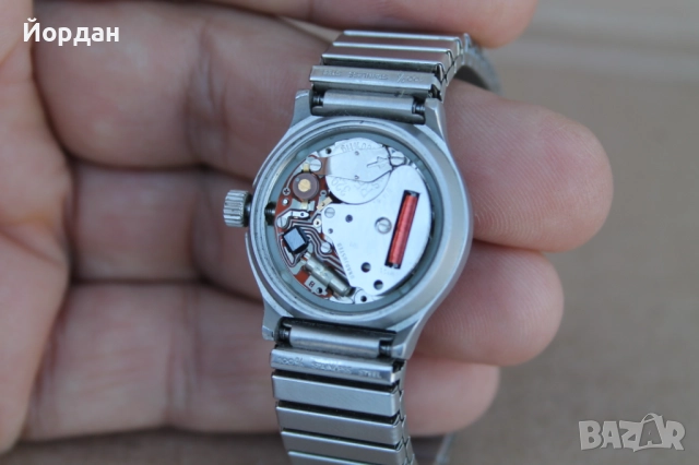 Швейцарски дамски часовник ''Stunt Sikurr Breitling'', снимка 10 - Дамски - 52653882