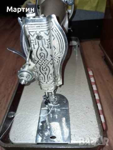 Шевна машина , стар Руски модел , снимка 2 - Антикварни и старинни предмети - 54098535