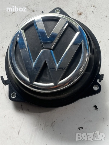 Дръжка багажник емблема Фолксваген Пасат VW Passat b7