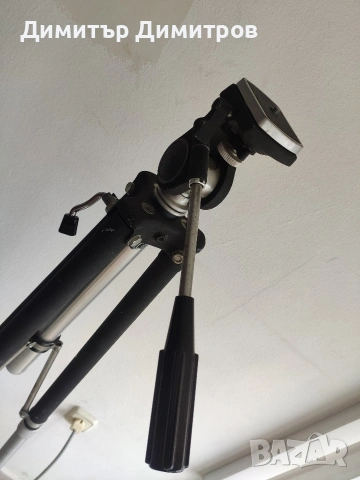 Статив SL 67 Slik , снимка 5 - Чанти, стативи, аксесоари - 54262189