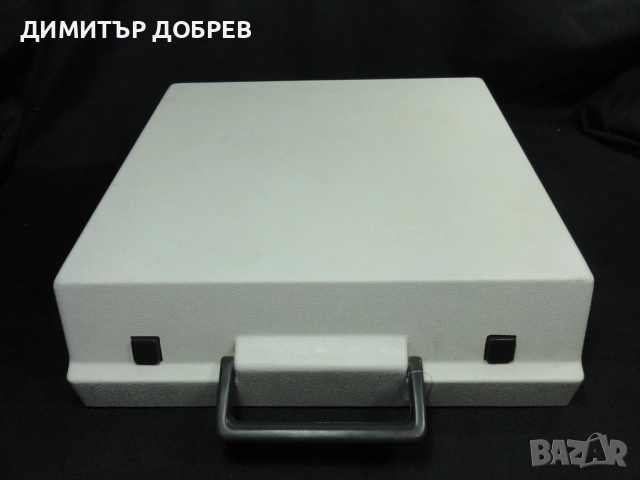 СТАРА РЕТРО ПОРТАТИВНА ПИШЕЩА МАШИНА OLYMPIA TRAVELLER DE LUXE, снимка 6 - Антикварни и старинни предмети - 52362900