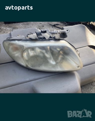 Chrysler voyager 2004 година Фарове, снимка 2 - Части - 40515678