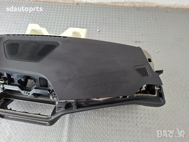 НОВО Оригинално Табло BMW G20 G21 G22 G23 G26 G42 G80 M3 M4 Черно Син Шев без HUD, снимка 6 - Части - 54073503