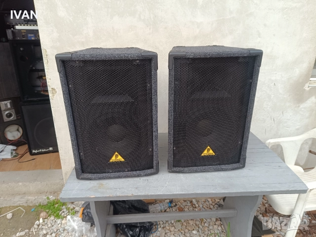 продавам тонколони behringer-b1220