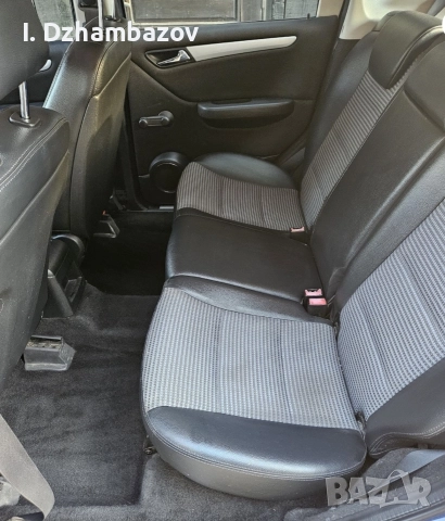 Mercedes A150 Газ , снимка 9 - Автомобили и джипове - 52676112