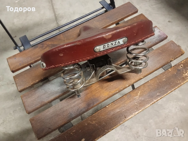 Ретро италианска дамска седалка за велосипед колело Donza, снимка 6 - Части за велосипеди - 51614636