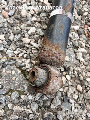 Амортисьори задни за Тойота Аурис.2007-2012г., снимка 3 - Части - 44231515